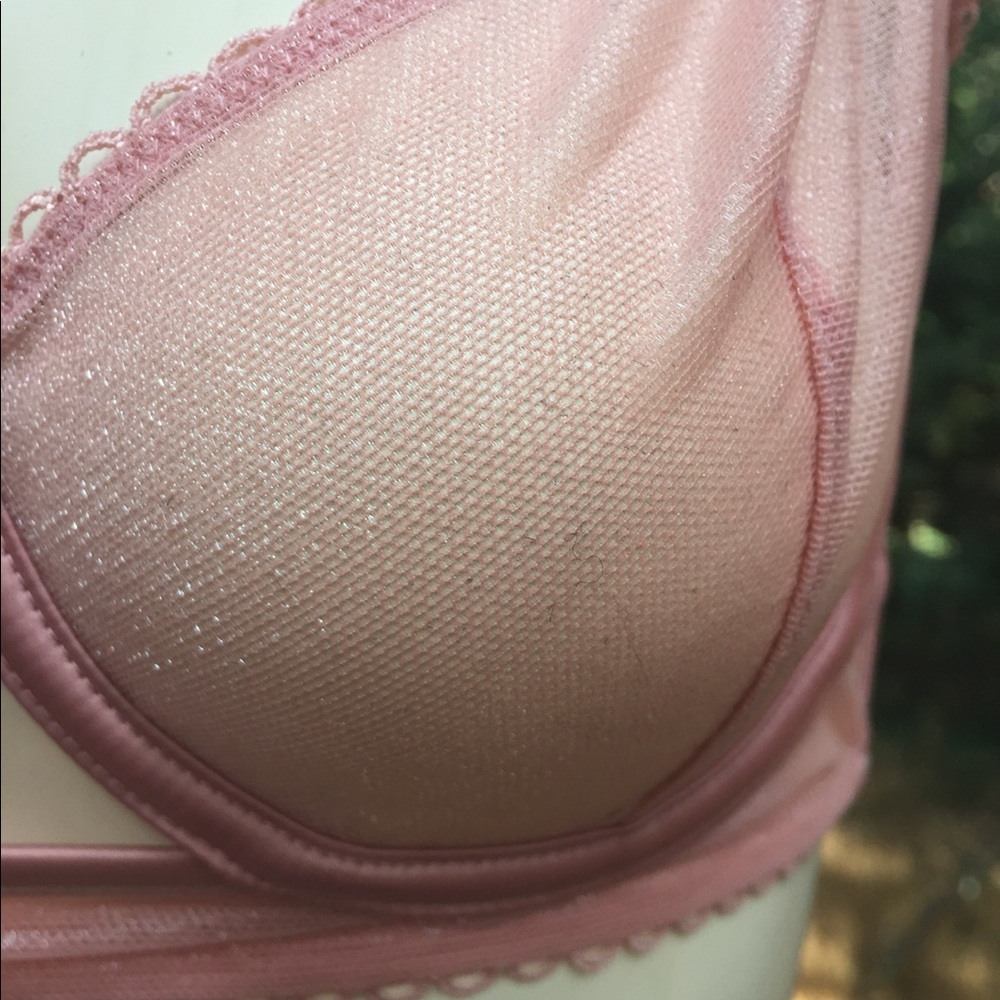 Victoria’s Secret sheer pink underwire bra HP24 - Picture 4 of 13